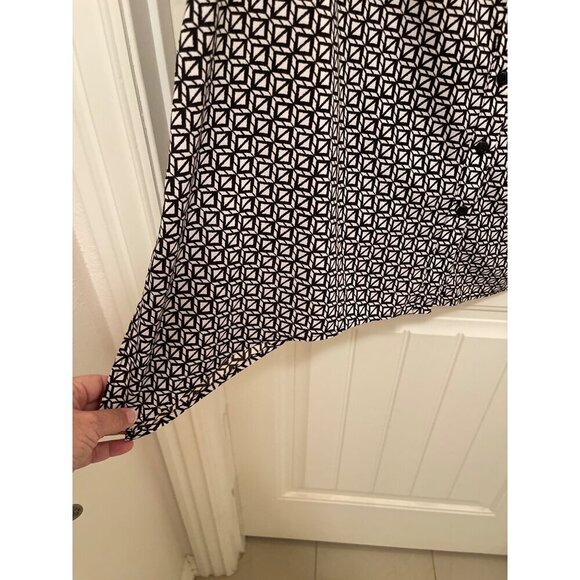 Catherines Womens Geometric Print Blouse 14/16W Short‎ Sleeve Button Front Top - Picture 4 of 16